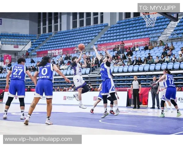 WCBA最新战报大连文体旅延续不败纪录福建金篮喜迎赛季首胜