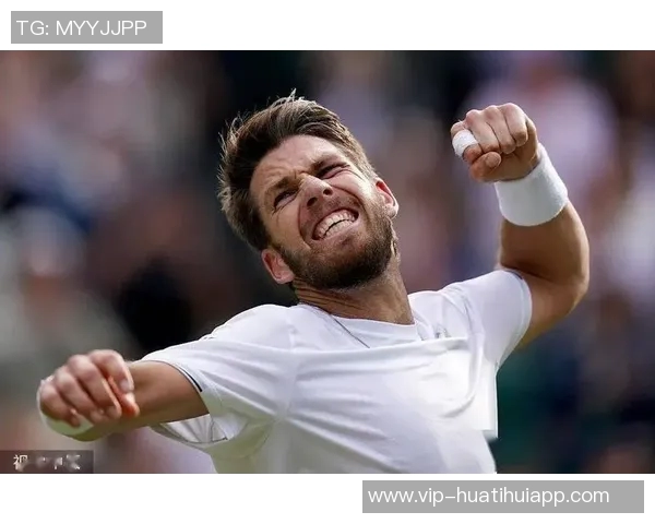 米奇约翰逊盛赞大卫琼斯加西亚适应球队表现出色无所畏惧