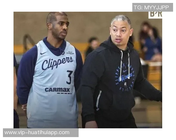 大洛小卡力挺保罗请其作证展现兄弟情深厚情谊