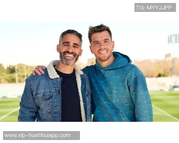 阿根廷媒体报道洛塞尔索受梅西影响即将加盟迈阿密国际 阿根廷媒体报道洛塞尔索受梅西影响即将加盟迈阿密国际